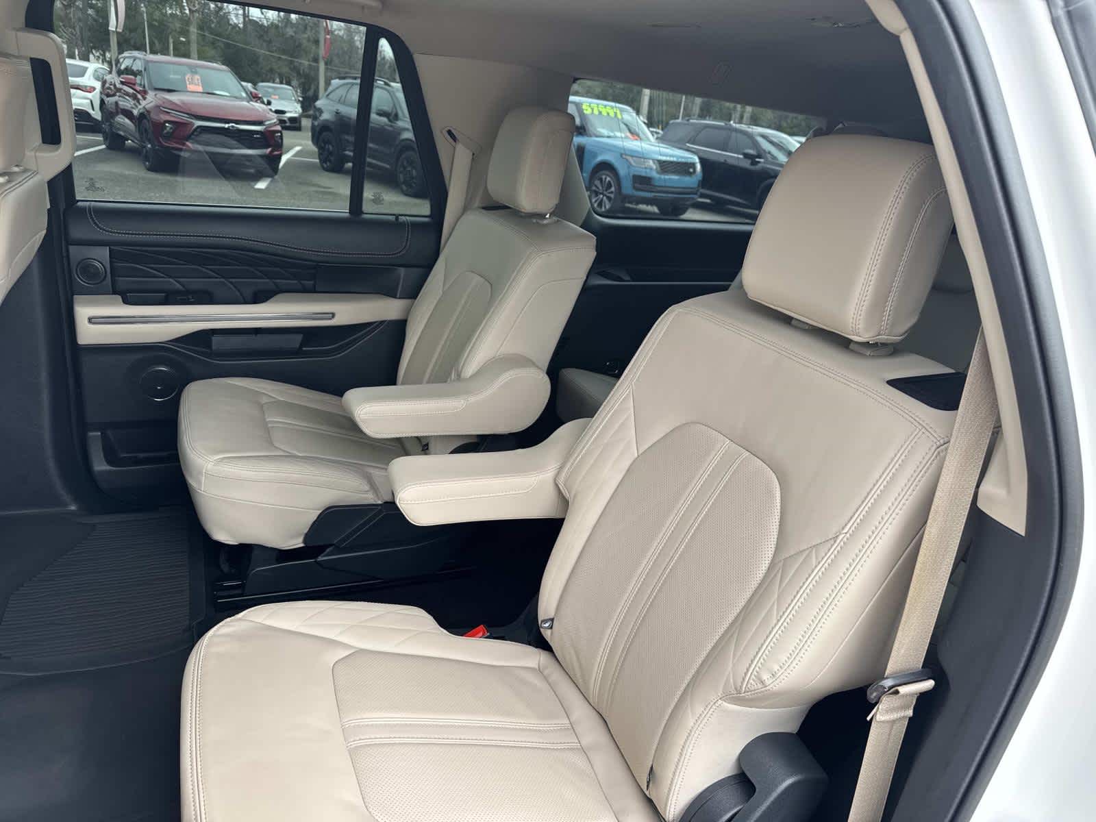 2023 Ford Expedition Max Platinum