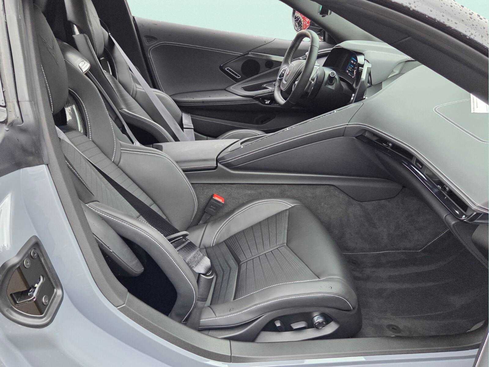 2025 Chevrolet Corvette 2LT