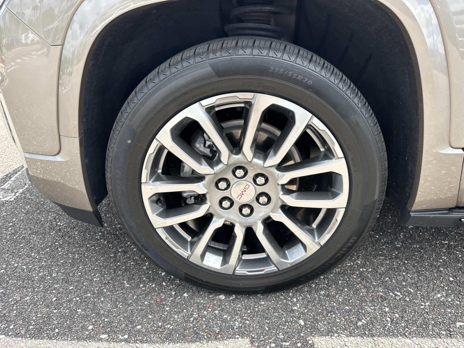 2022 GMC Acadia Denali