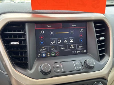 2022 GMC Acadia Denali