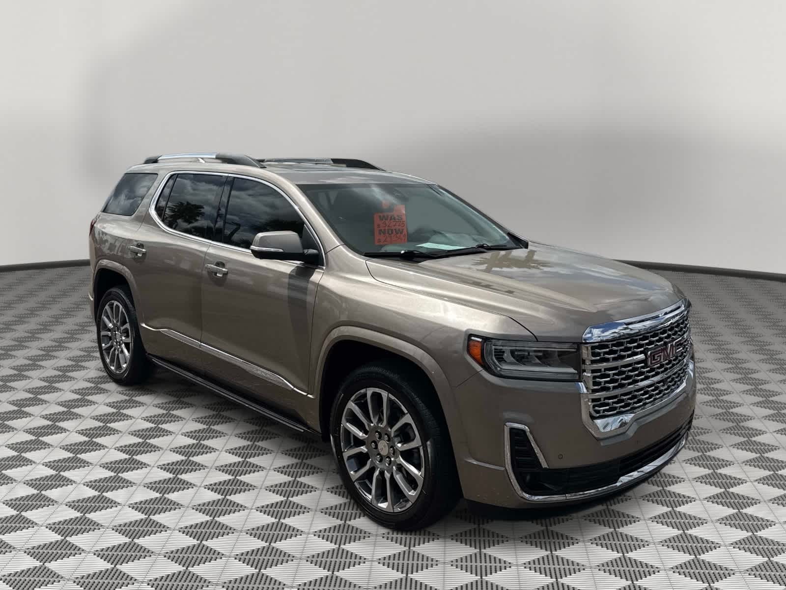 2022 GMC Acadia Denali