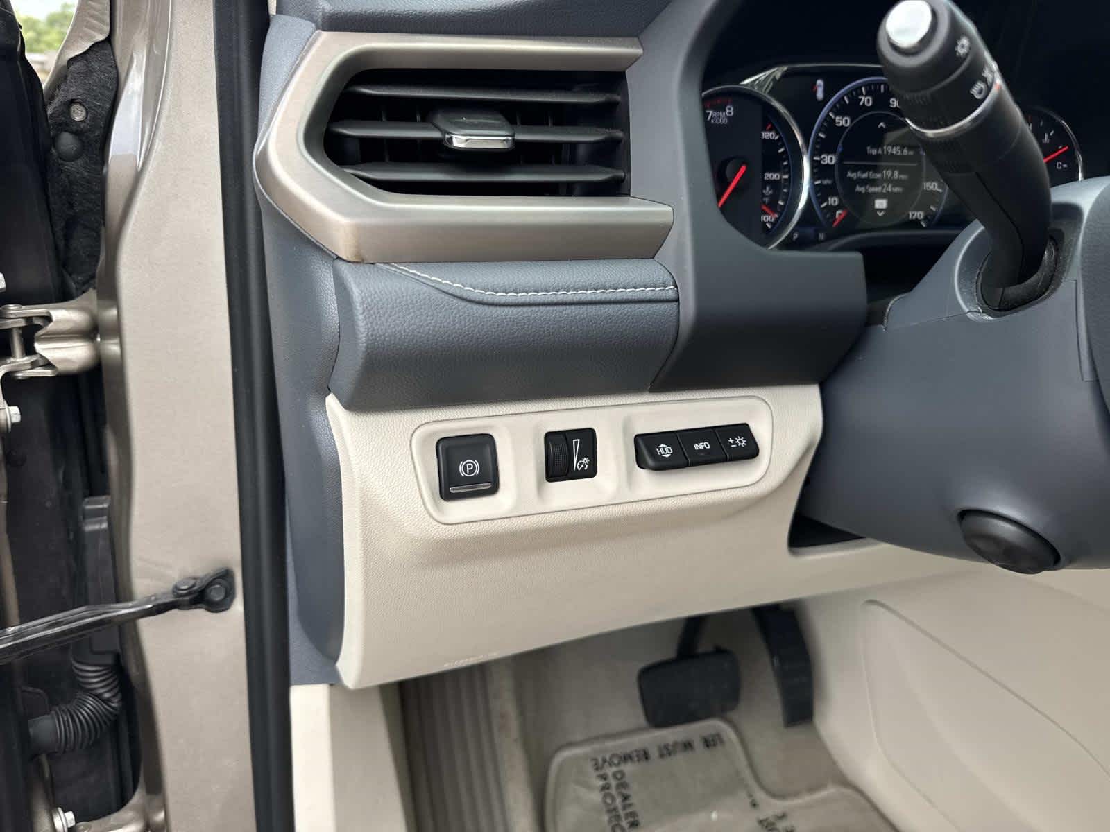 2022 GMC Acadia Denali