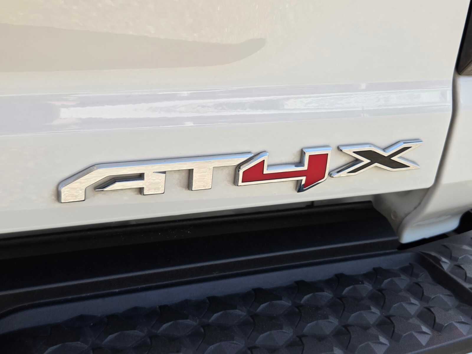2023 GMC Canyon 4WD AT4X
