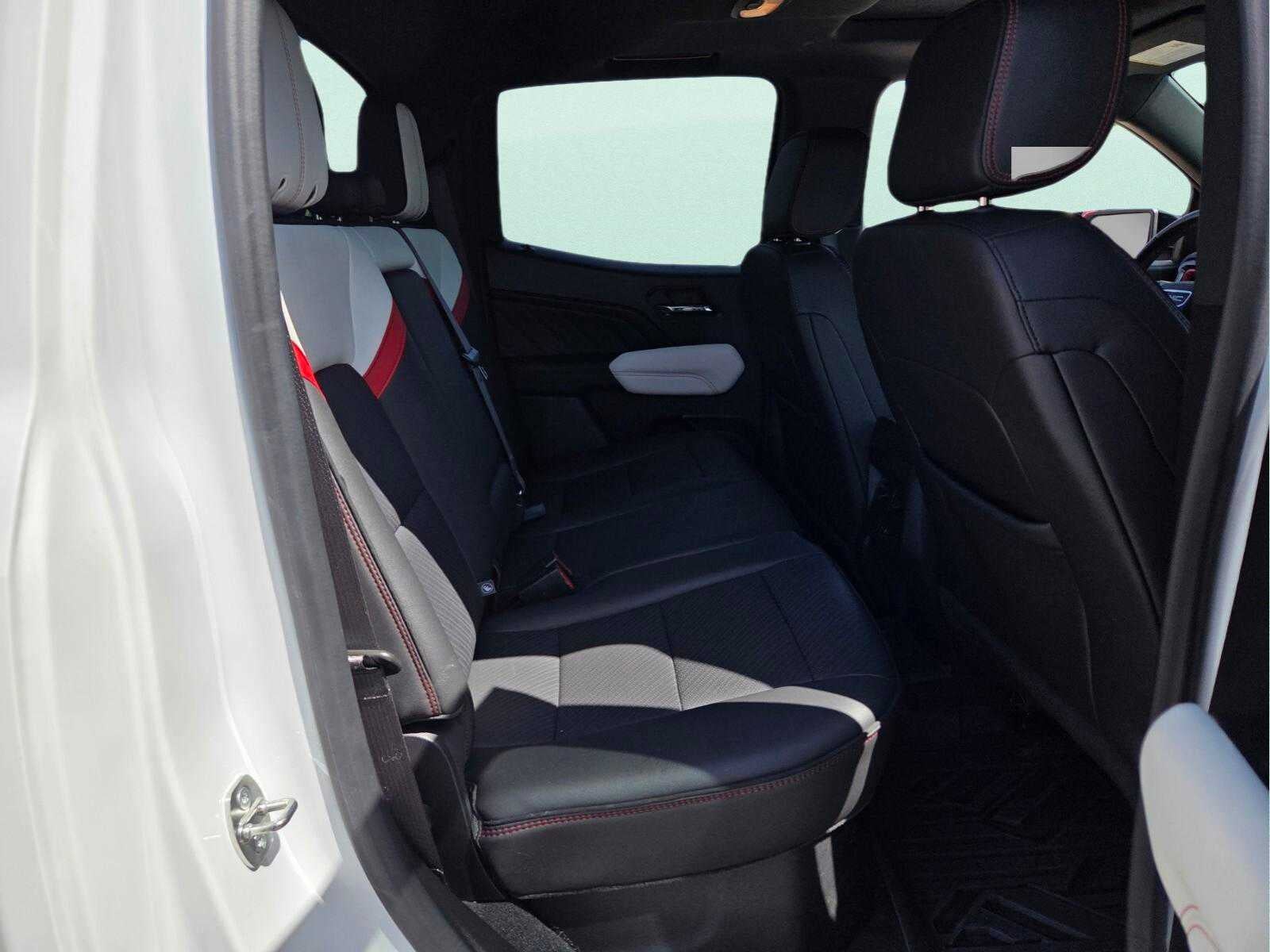 2023 GMC Canyon 4WD AT4X