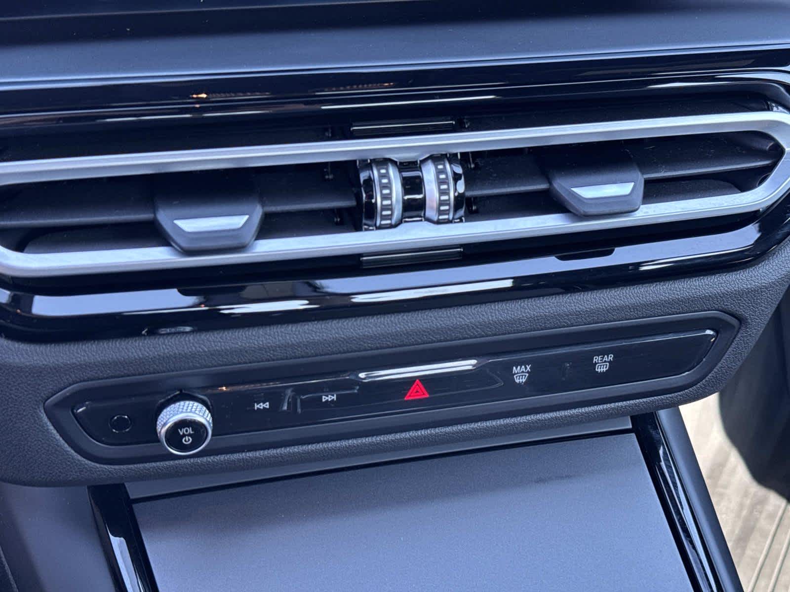 2023 BMW 2 Series 230i