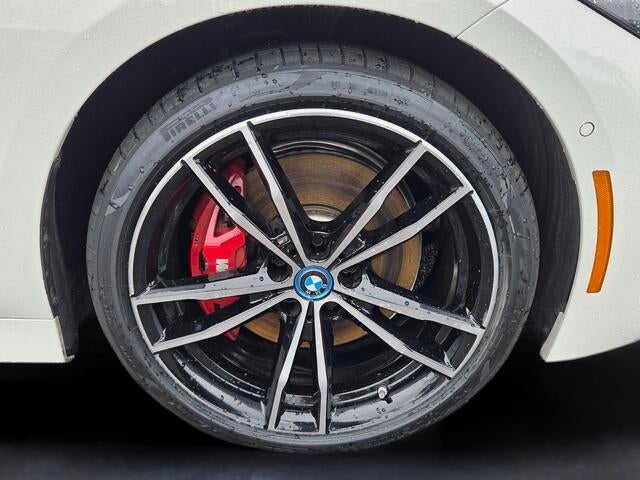 2024 BMW 330e 330e