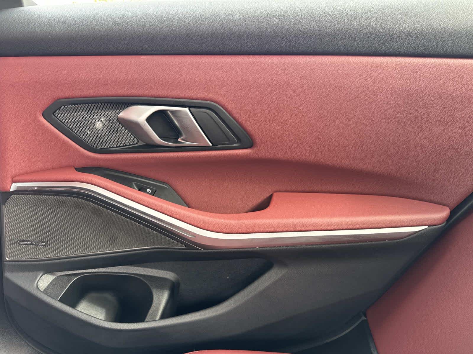 2025 BMW 3 Series 330i