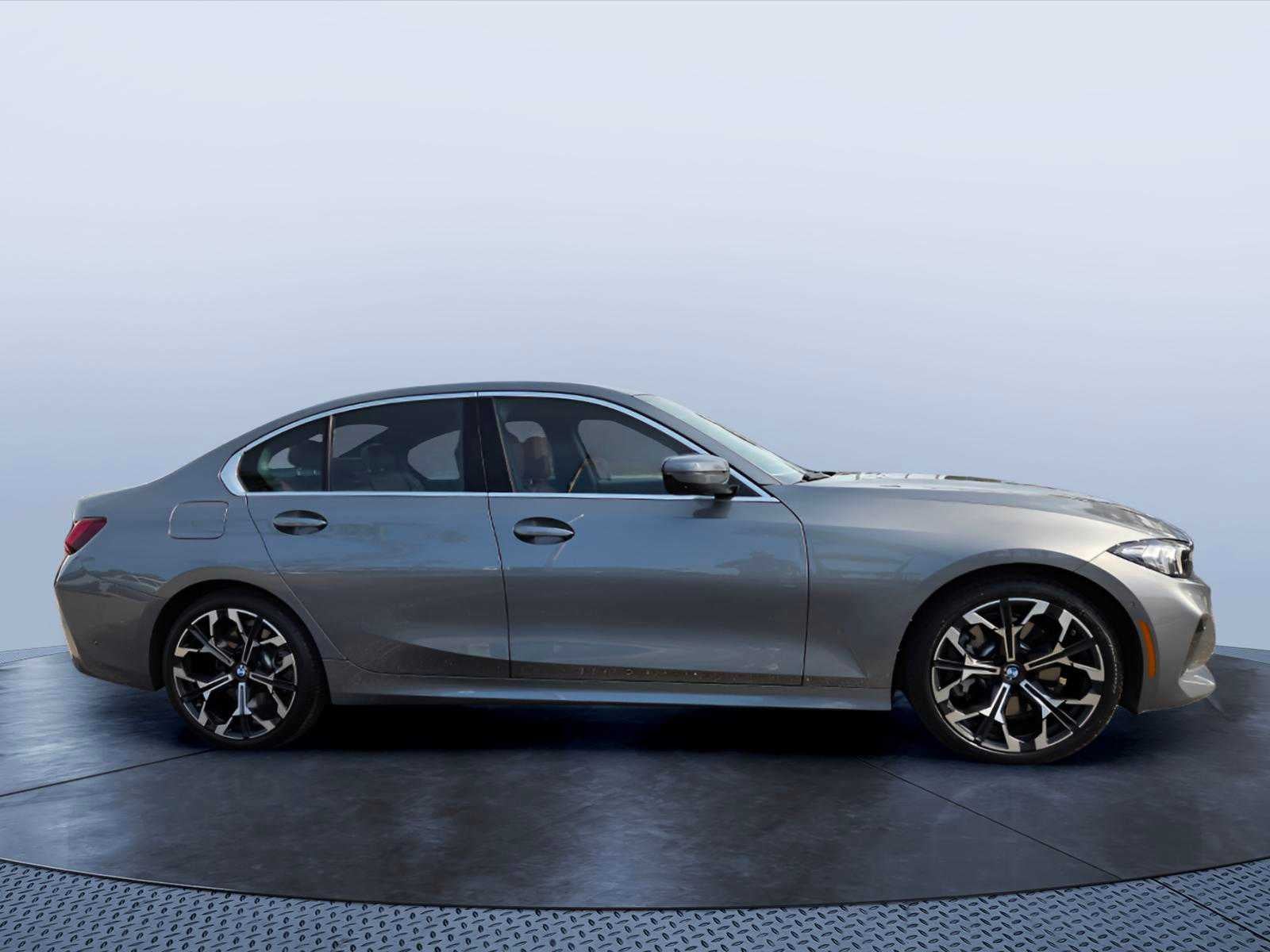 2025 BMW 330i 330i
