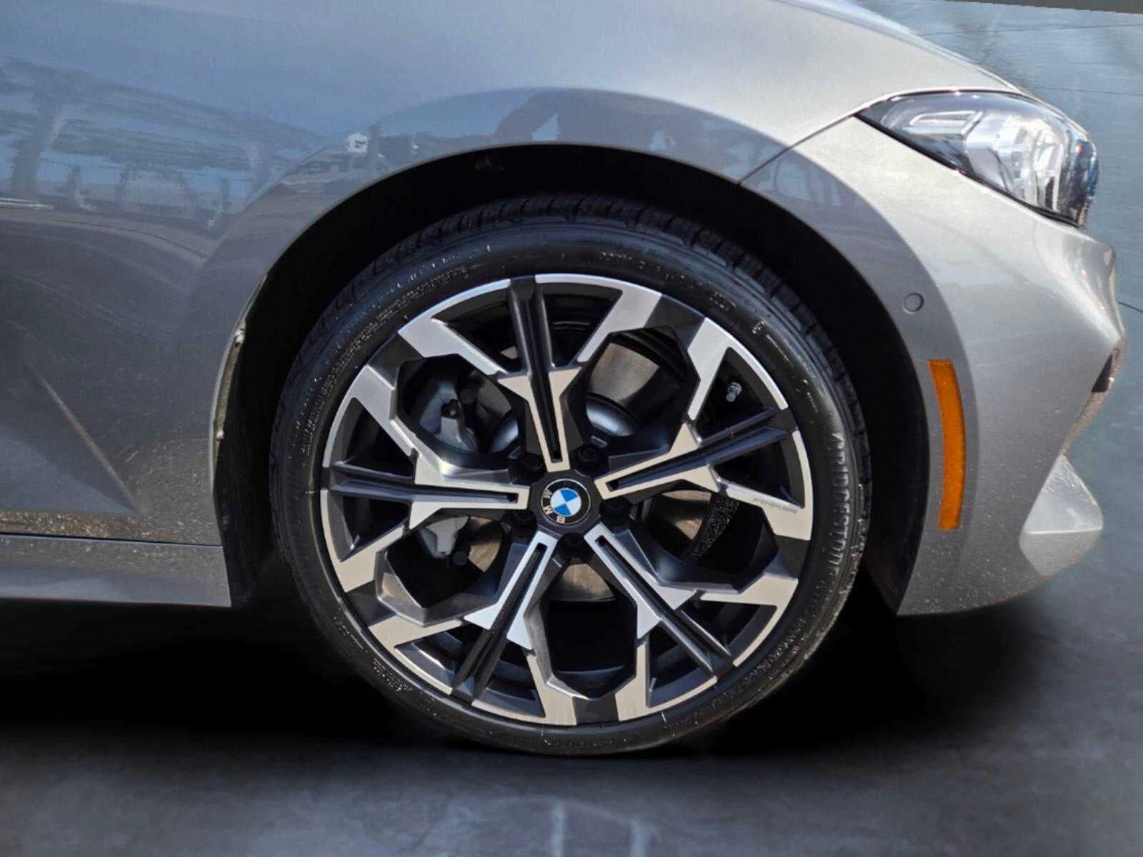 2025 BMW 330i 330i