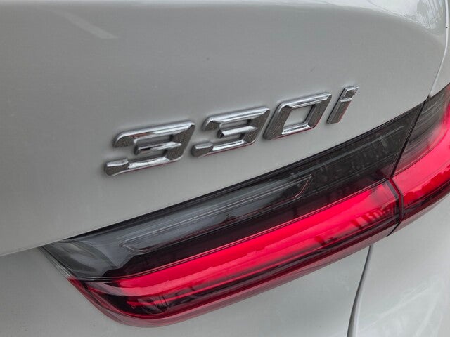 2025 BMW 330i 330i