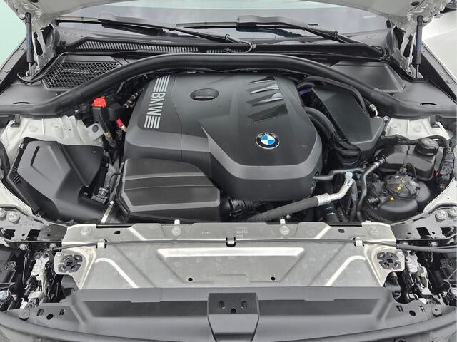 2025 BMW 330i 330i