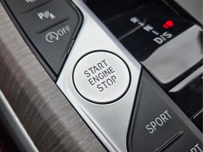 2025 BMW 330i 330i