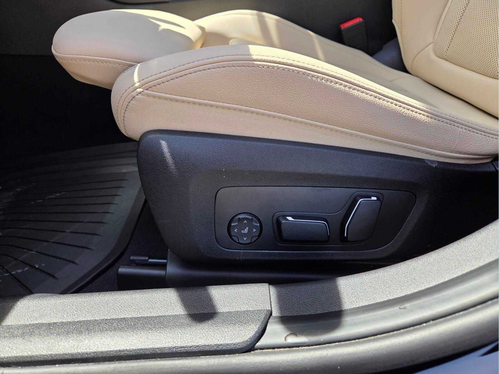 2026 BMW 330i NA 330i NA