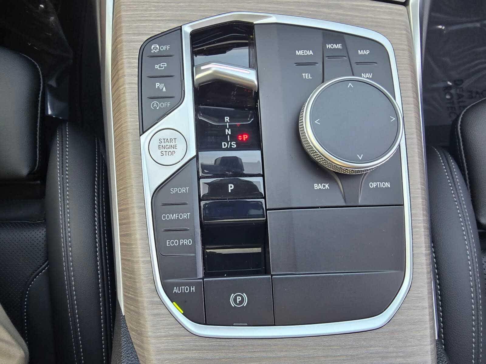 2025 BMW 3 Series 330i