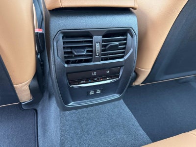 2025 BMW 330i xDrive 330i xDrive