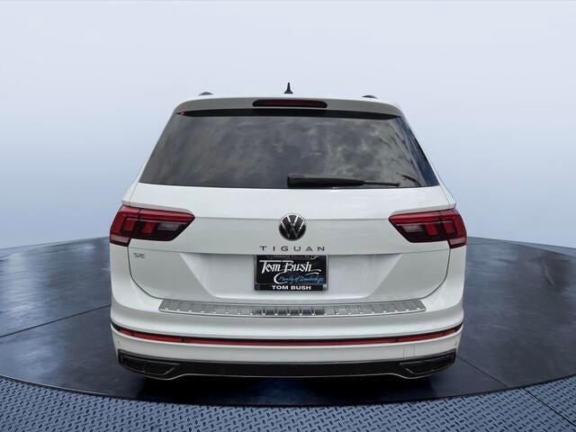 2024 Volkswagen Tiguan SE R-Line Black