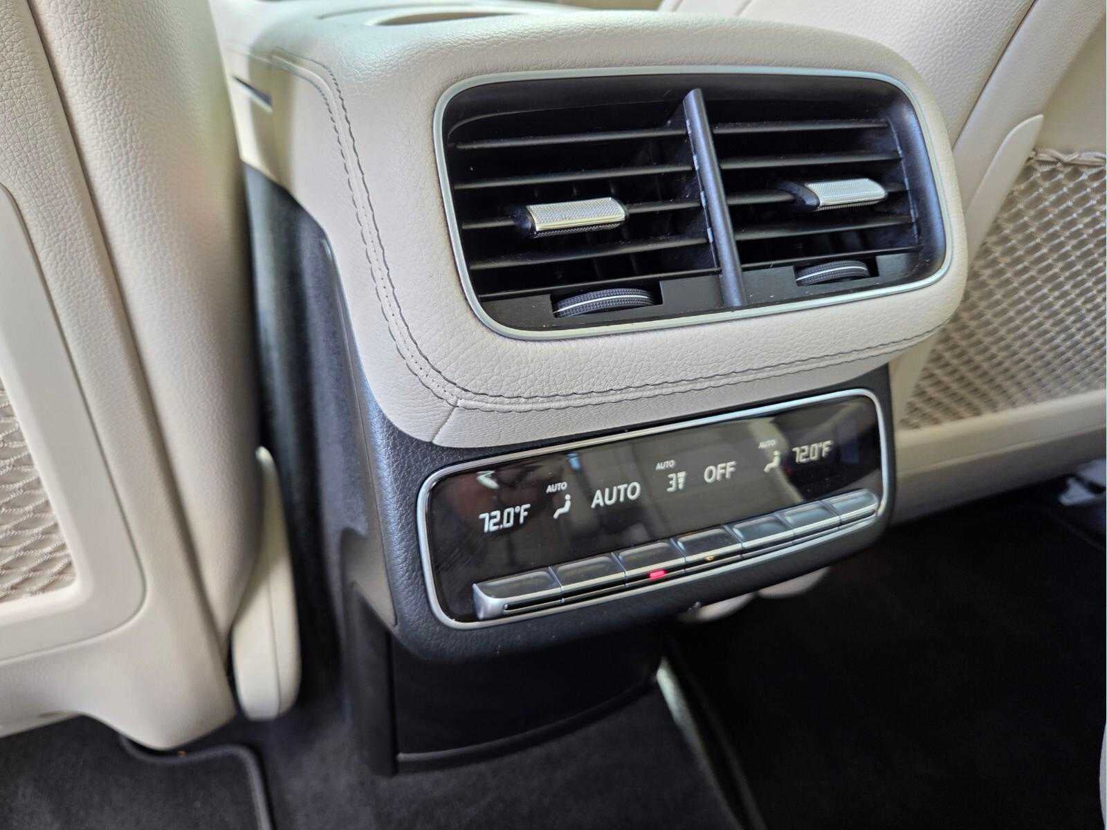 2022 Mercedes-Benz GLS 450 GLS 450
