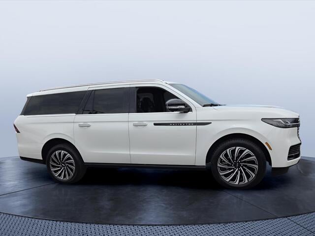 2025 Lincoln Navigator