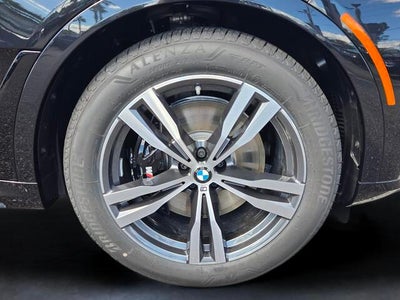 2027 BMW X7 xDrive40i xDrive40i