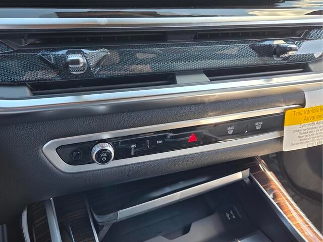 2027 BMW X7 xDrive40i xDrive40i