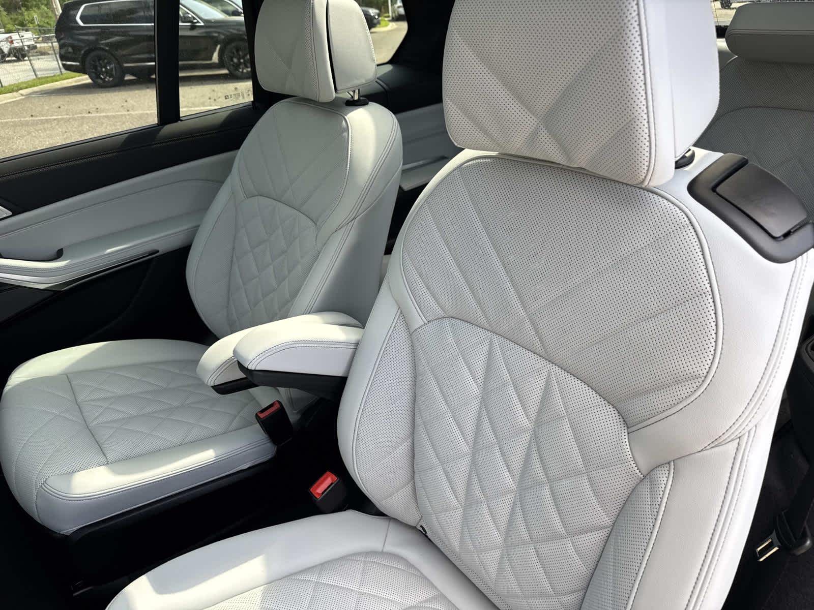 2026 BMW X7 xDrive40i xDrive40i