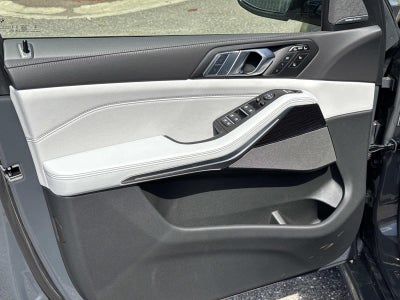 2026 BMW X7 xDrive40i xDrive40i