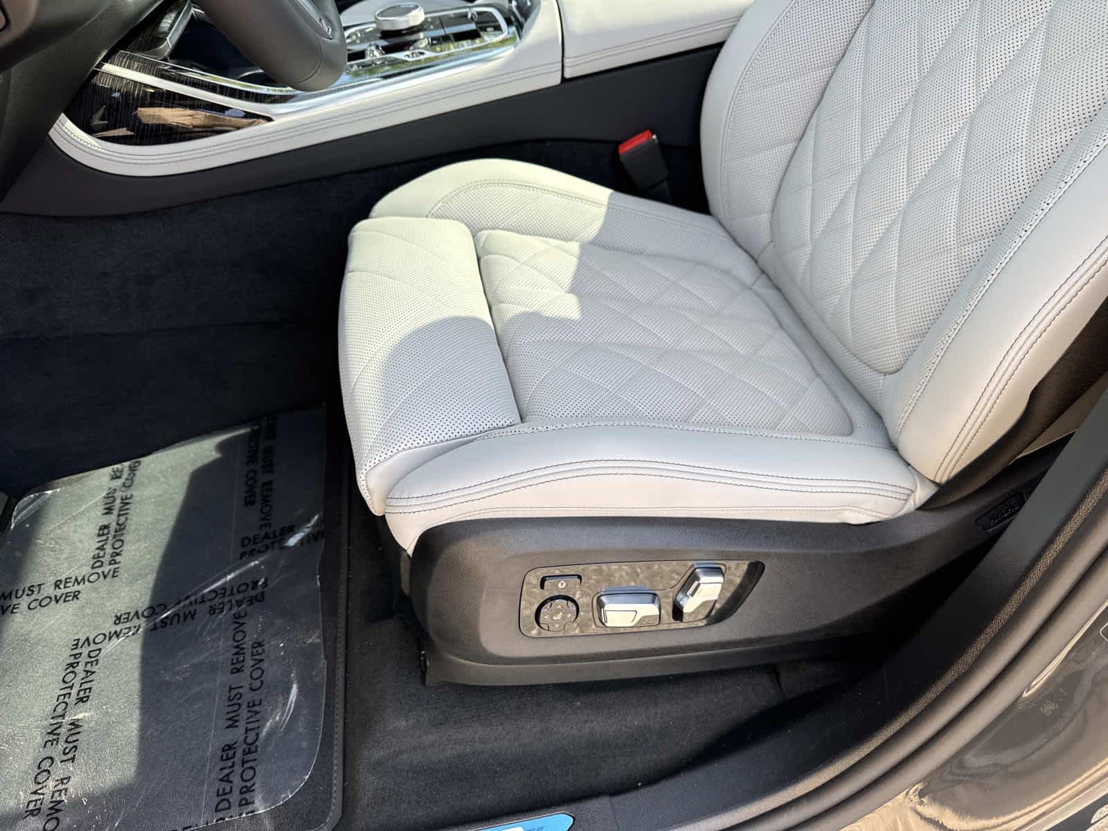 2026 BMW X7 xDrive40i xDrive40i