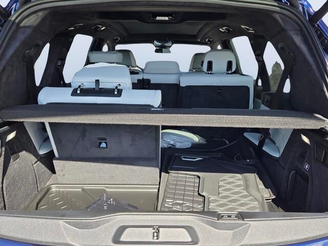 2027 BMW X7 xDrive40i xDrive40i