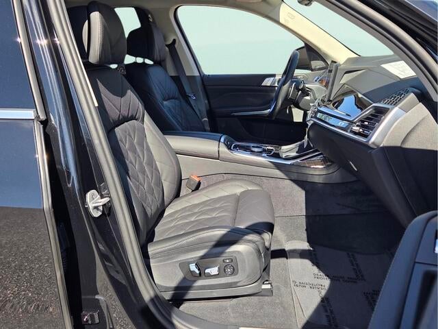 2027 BMW X7 xDrive40i xDrive40i