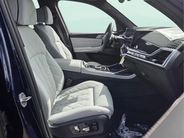 2027 BMW X7 xDrive40i xDrive40i