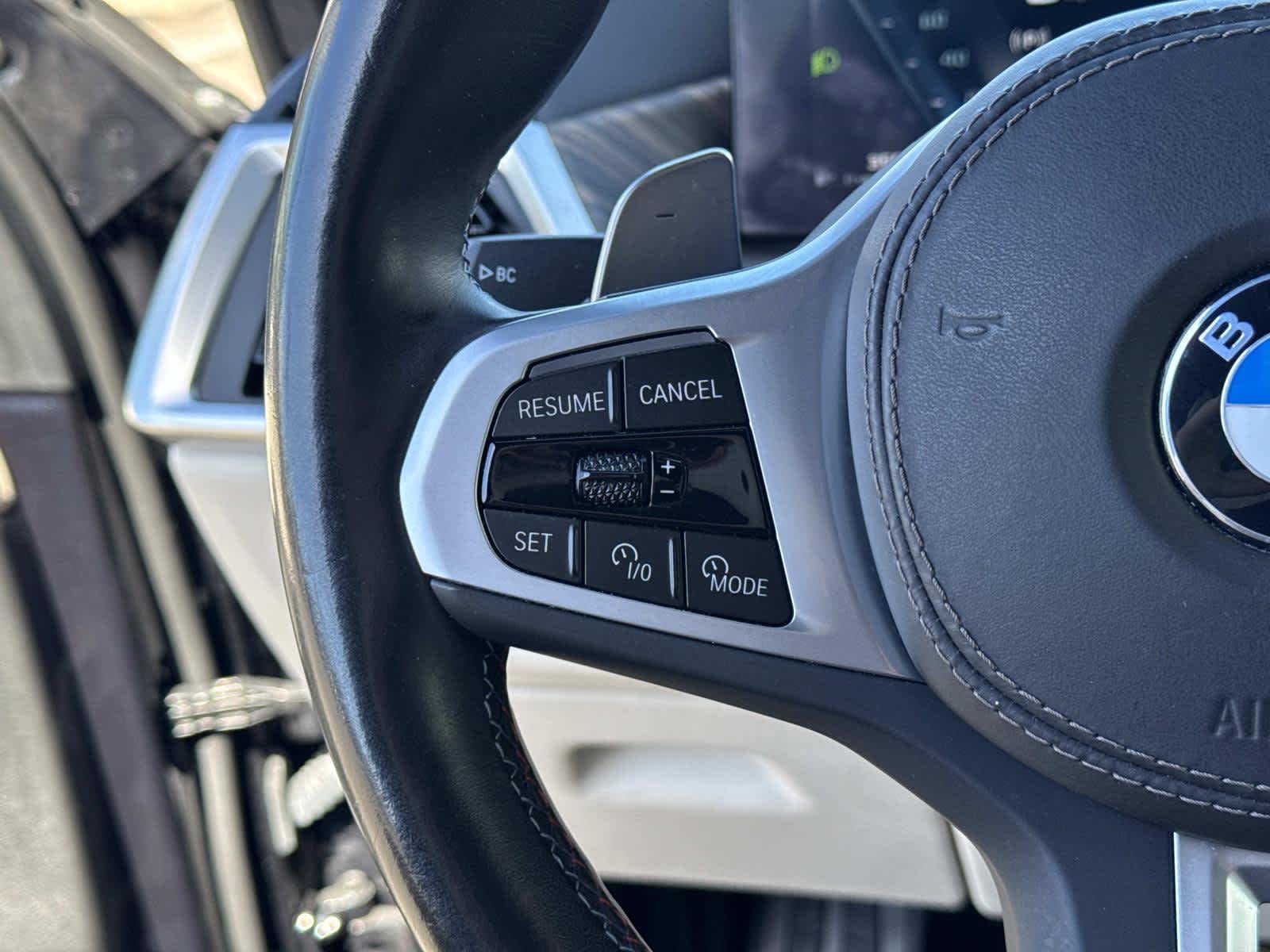 2025 BMW X7 M60i M60i