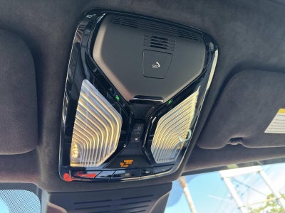 2025 BMW X7 M60i M60i