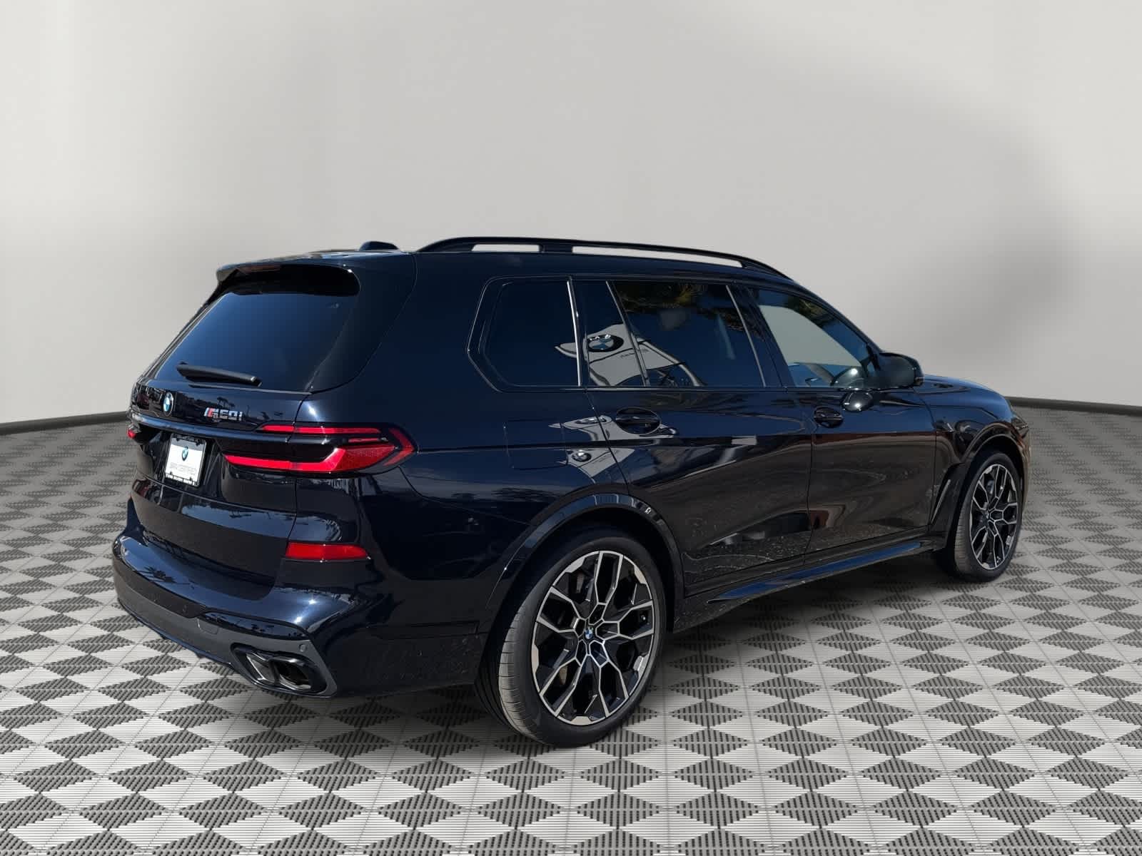 2025 BMW X7 M60i M60i