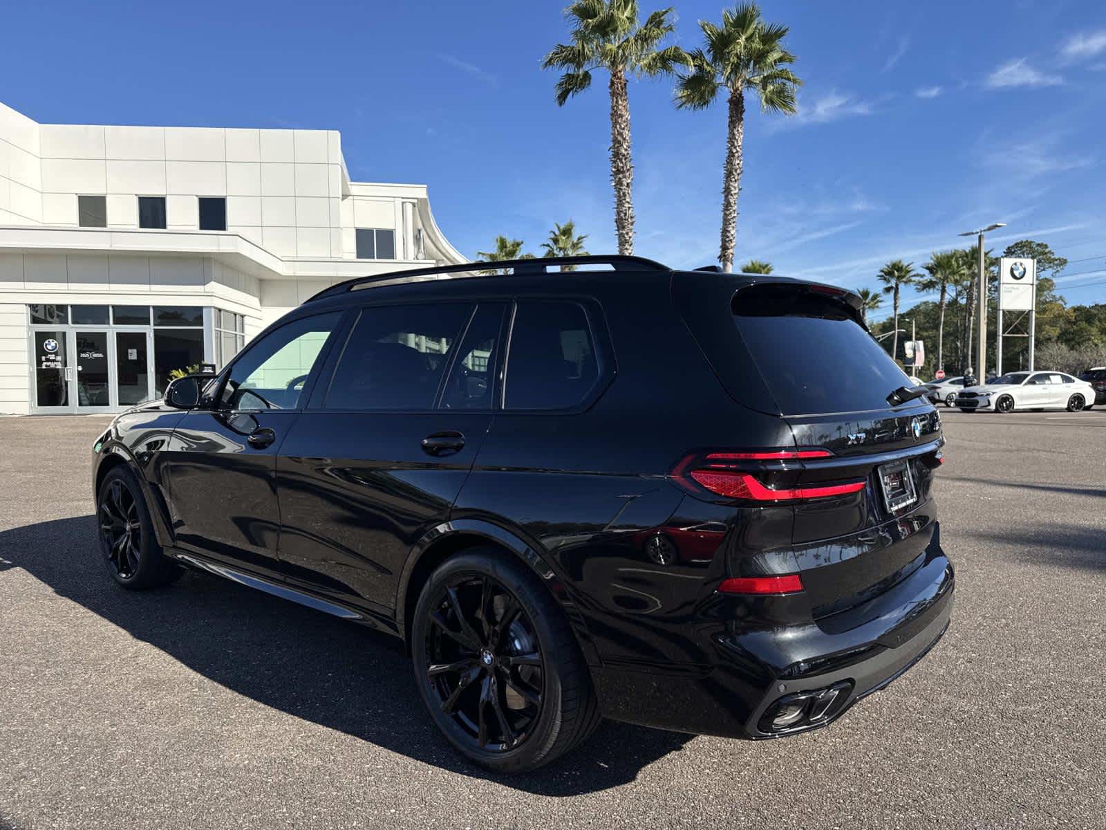 2026 BMW X7 M60i