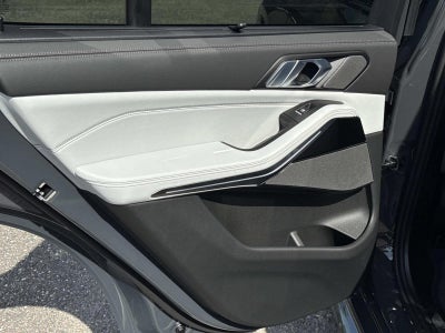 2026 BMW X5 M60i M60i