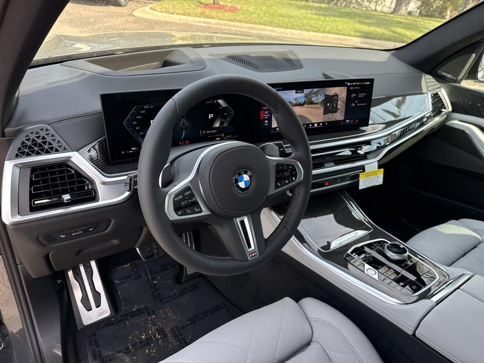 2026 BMW X5 M60i M60i