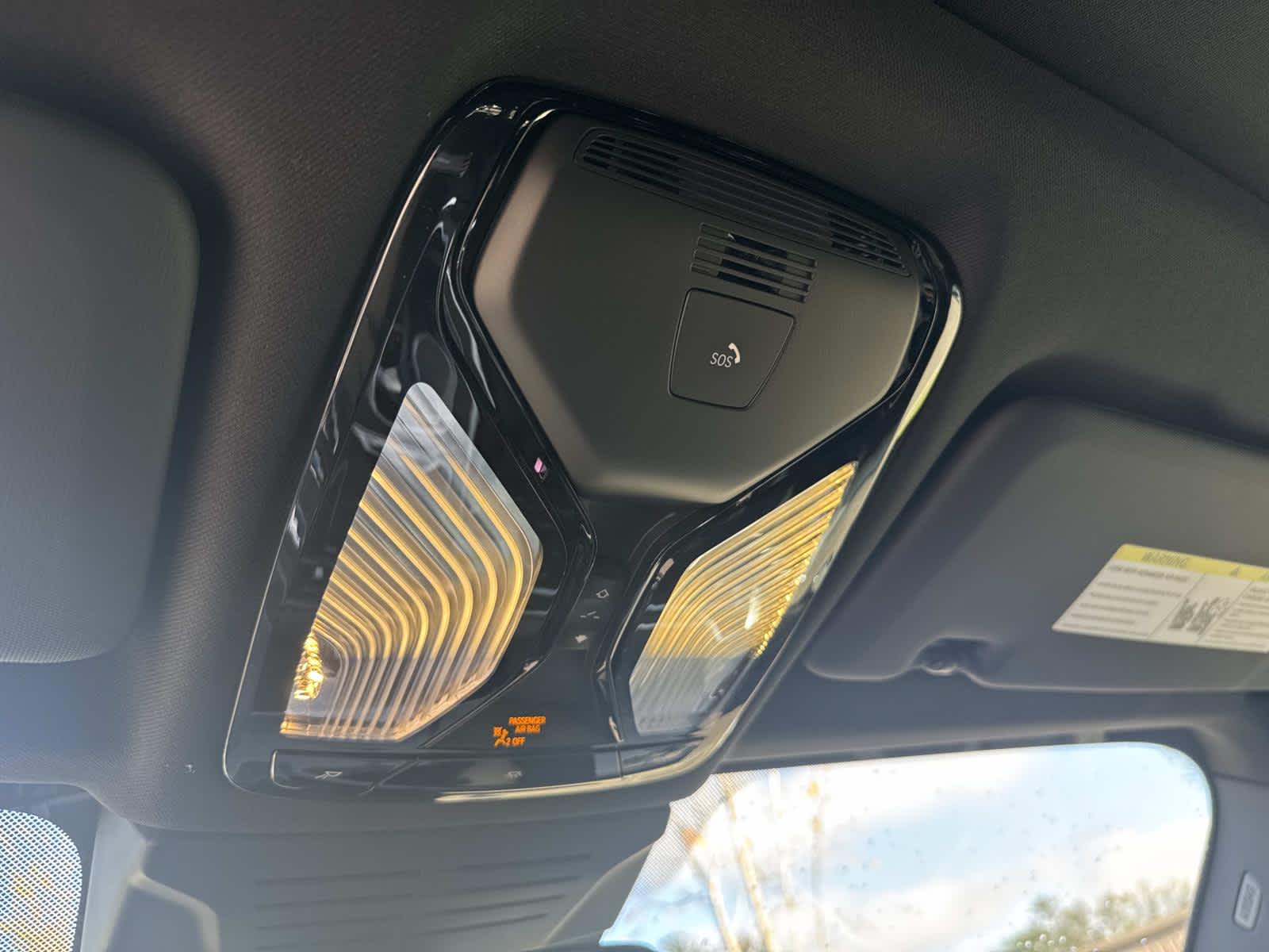 2026 BMW X5 M60i M60i