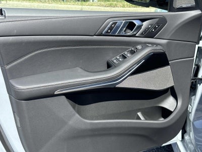 2026 BMW X5 M60i M60i