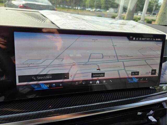 2026 BMW X5 M60i M60i
