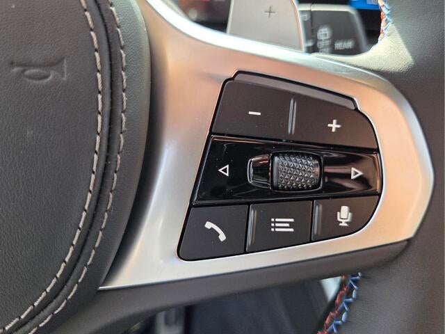 2026 BMW X5 M60i M60i