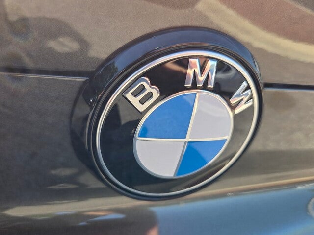 2027 BMW X6 xDrive40i xDrive40i
