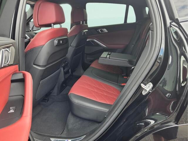 2025 BMW X6 xDrive40i xDrive40i