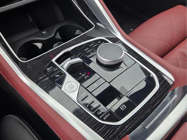 2025 BMW X6 xDrive40i xDrive40i