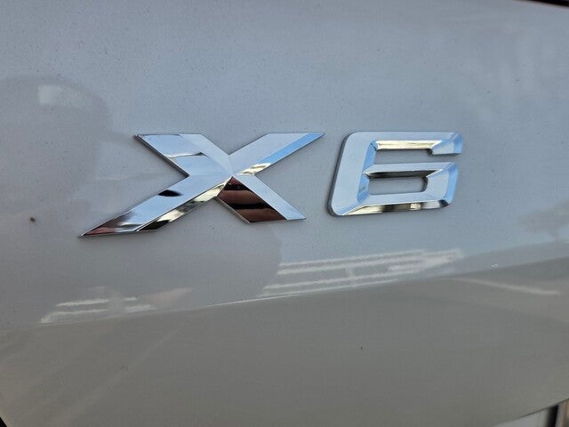 2026 BMW X6 xDrive40i xDrive40i