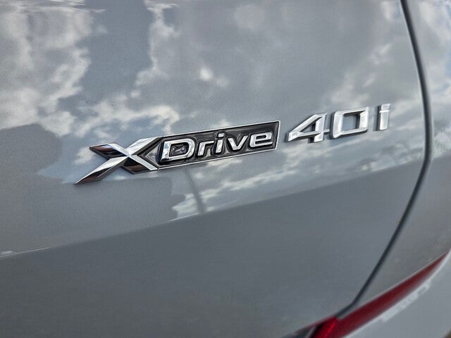 2027 BMW X6 xDrive40i xDrive40i