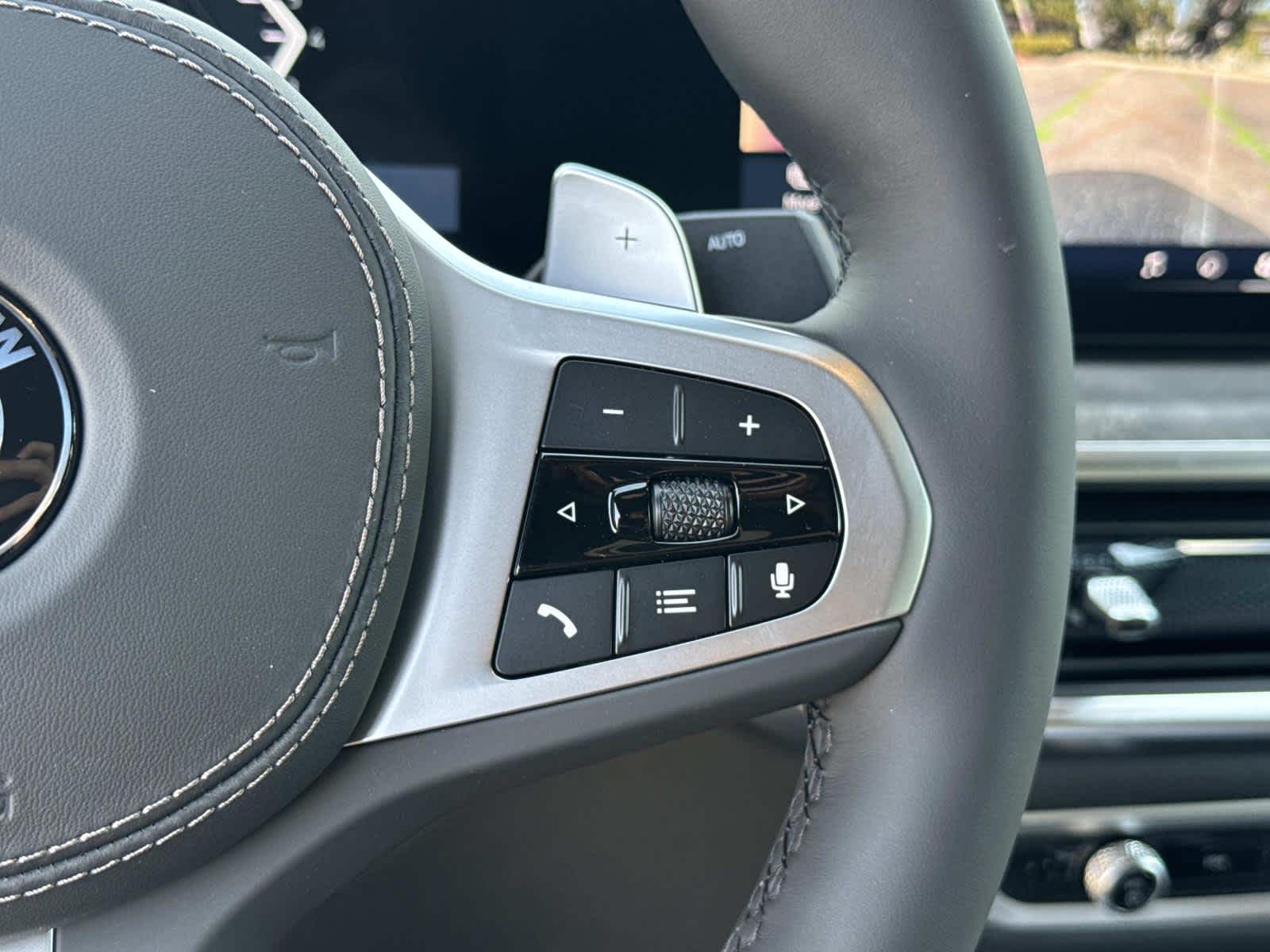 2026 BMW X6 xDrive40i xDrive40i