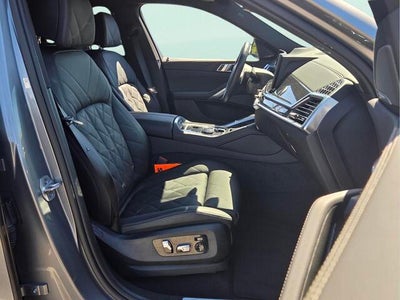 2027 BMW X6 xDrive40i xDrive40i