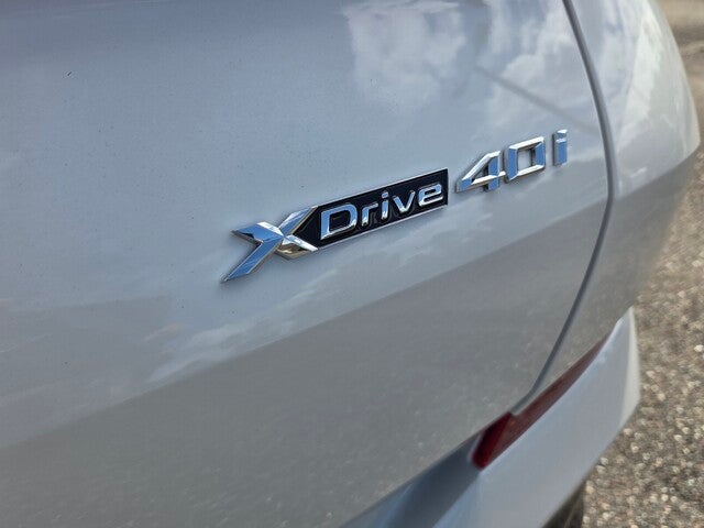 2027 BMW X6 xDrive40i xDrive40i