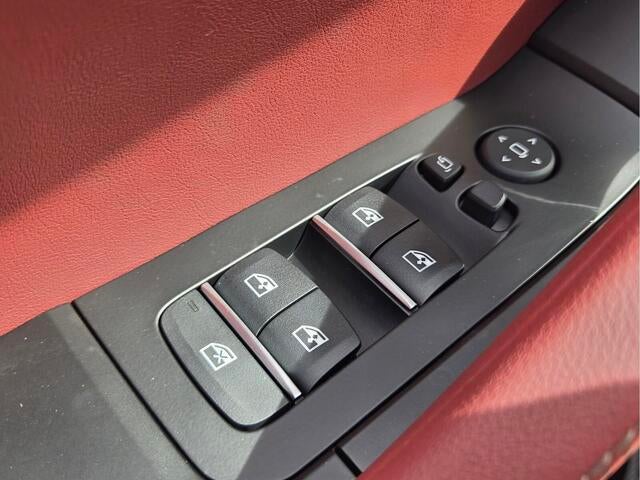 2027 BMW X6 xDrive40i xDrive40i