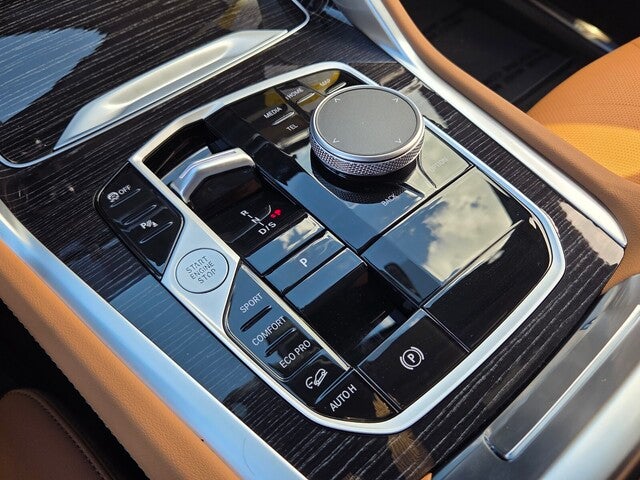 2027 BMW X6 xDrive40i xDrive40i